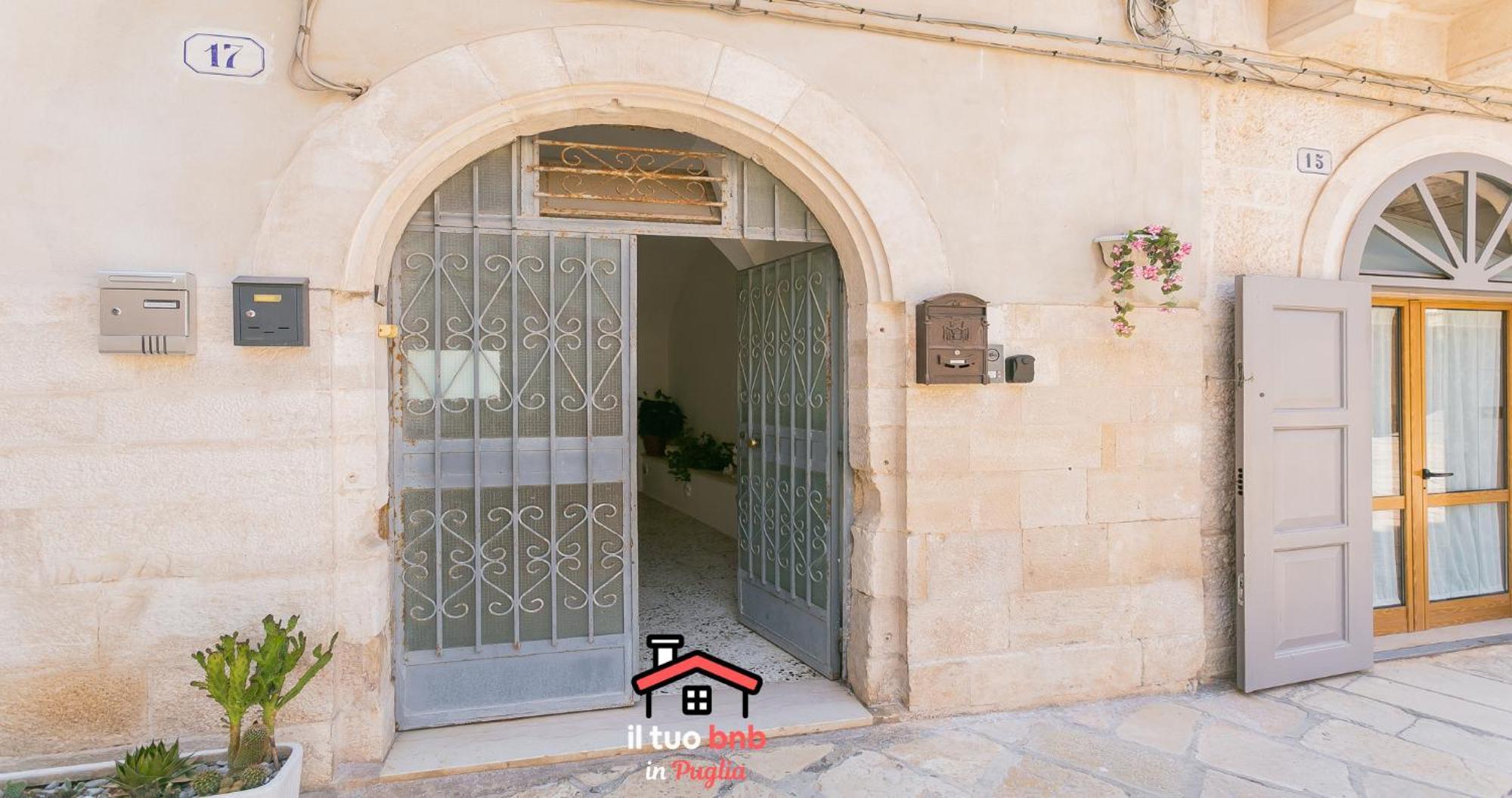 Casa Bianca Bnb,Big Terrace,10 Min Airport Beaches Bitonto Esterno foto
